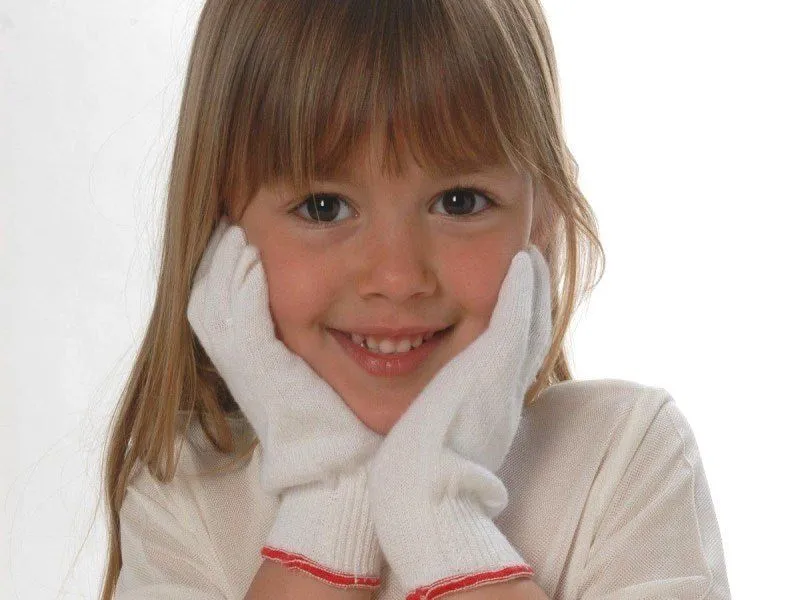 DermaSilk Childrens Gloves 3-9 Years